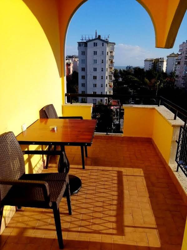 Otel Voswos Garage Coffee 3*