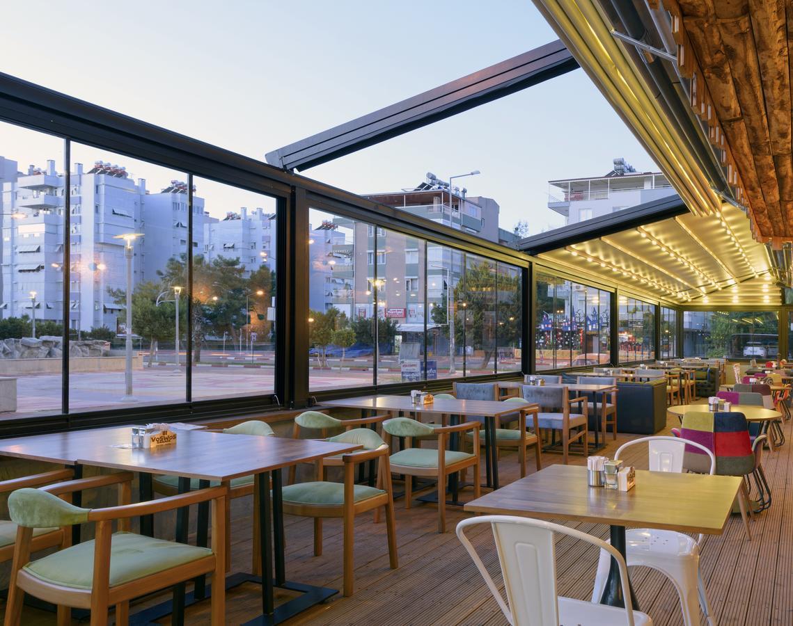 Otel Voswos Garage Coffee Antalya